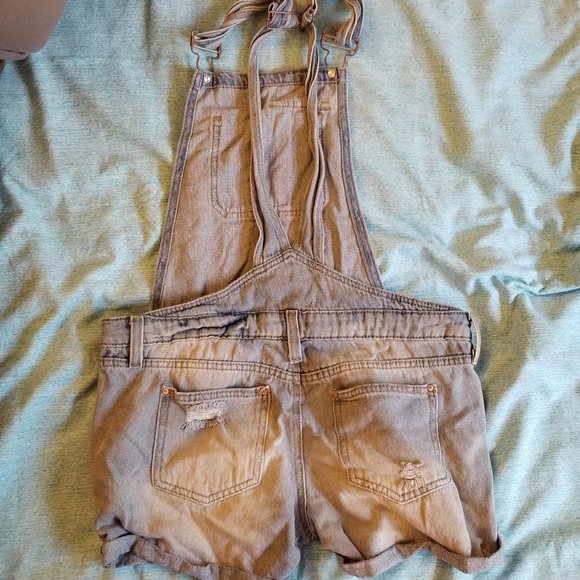 Lei Distressed Overall Jean Shorts JUNIORS Medium - Picture 7 of 12